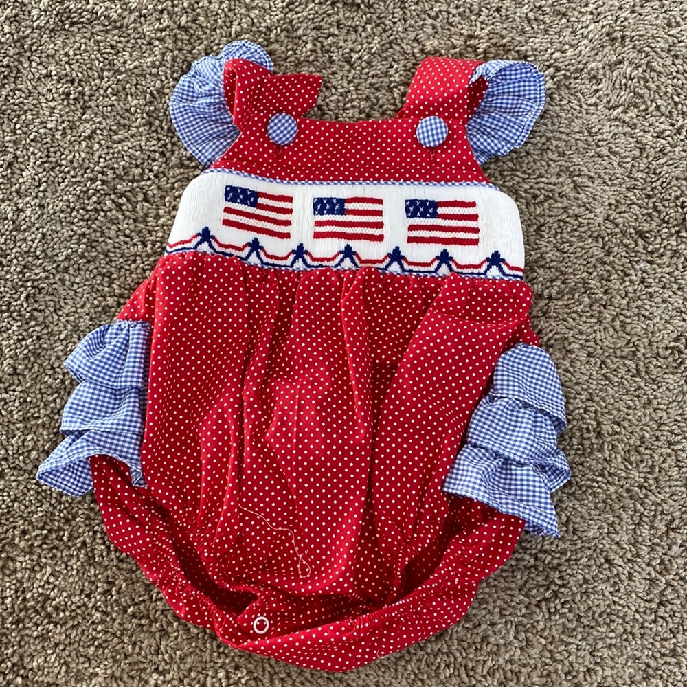 Classic Whimsy 4th of July Smocked Ruffle Bubble